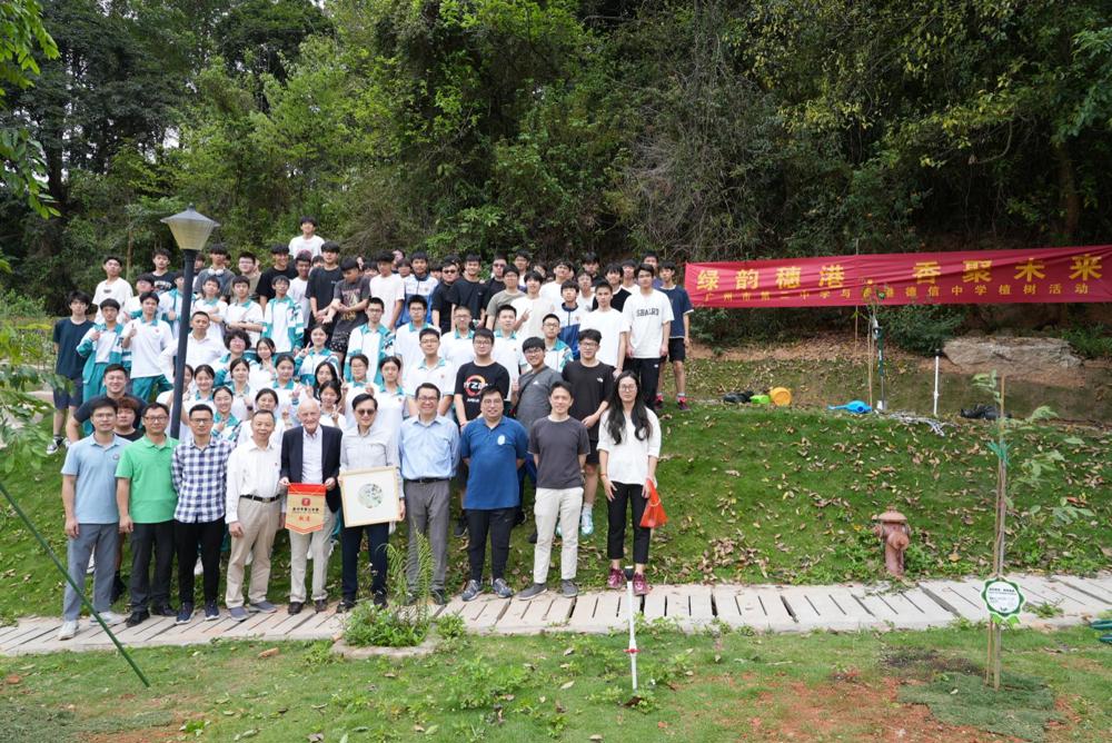 7c663d2c8edc85e901e5895dd8d6cdd