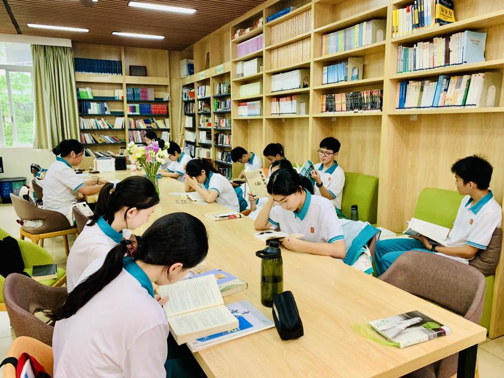 学生  静阅半小时活动2